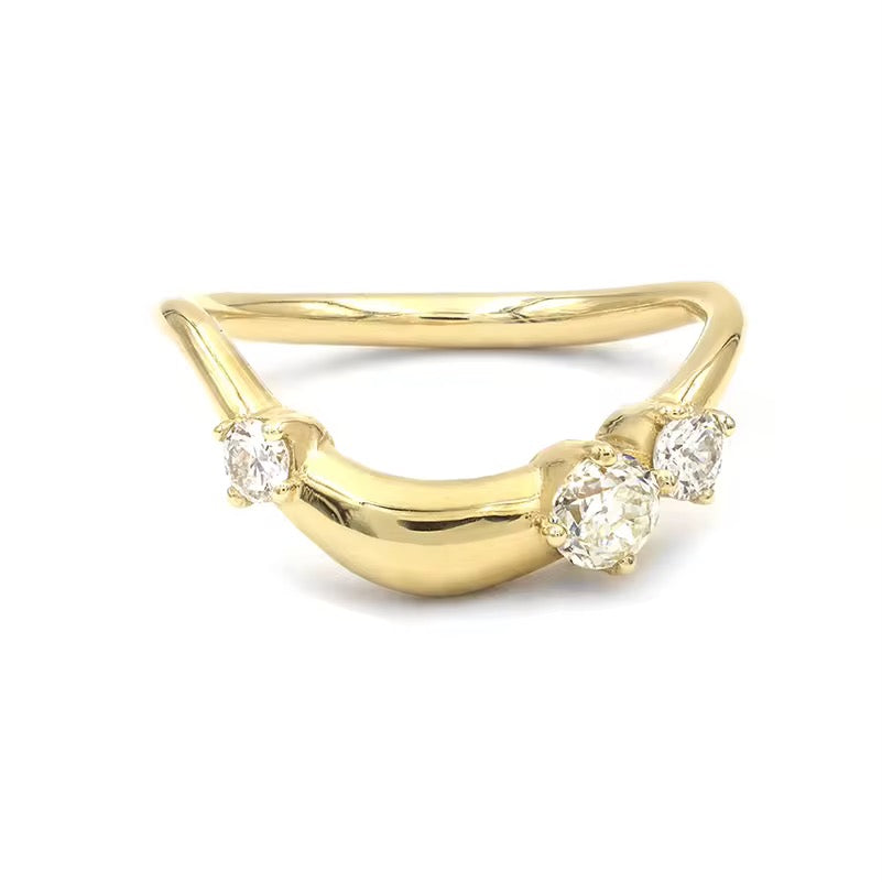Asymmetrical Cluster Wave Ring